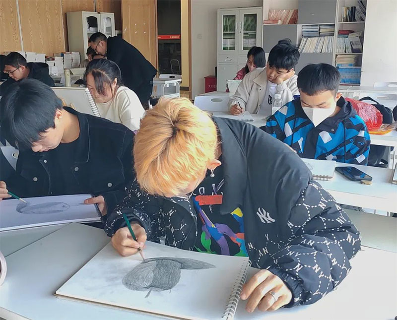 ����ɭ����������Ӗ��