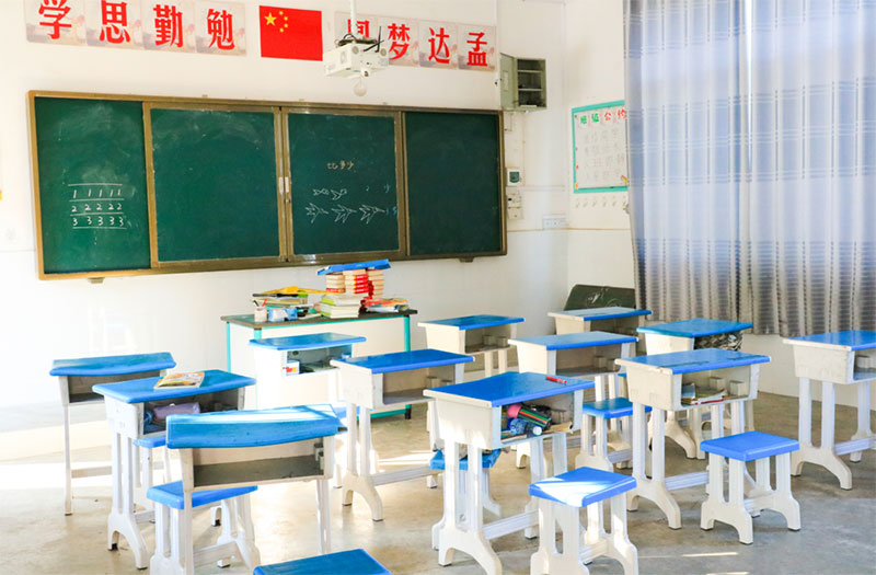 ����ɭ�������M�������_չ���ľ�ٛ���