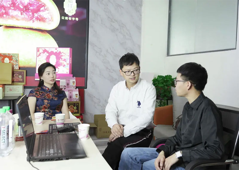 新手→金牌主播,玩轉(zhuǎn)直播新領(lǐng)地 新手→金牌主播,玩轉(zhuǎn)直播新領(lǐng)地