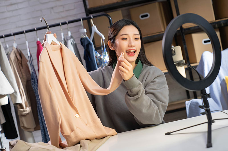 短視頻帶貨和直播帶貨哪個更賺錢 短視頻帶貨和直播帶貨哪個更賺錢