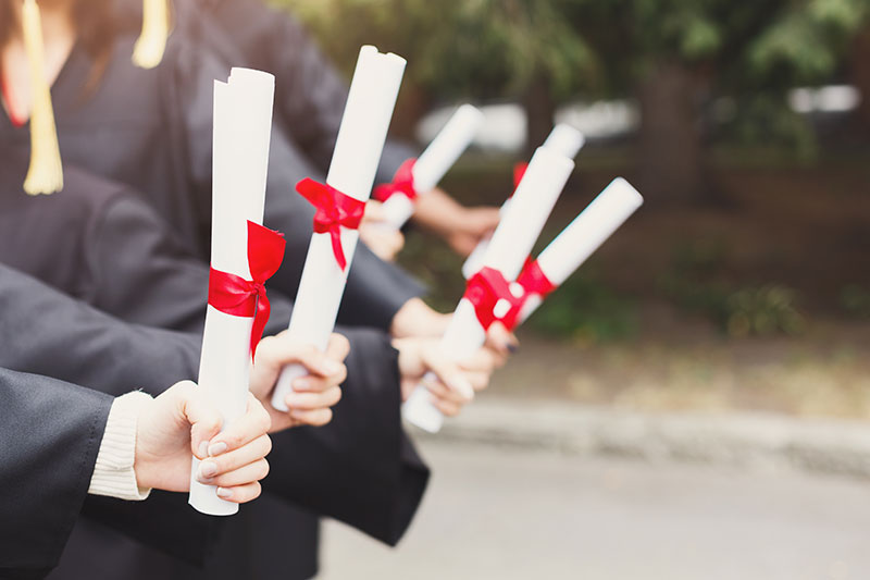 成人教育和自考的區(qū)別是什么?選擇哪個(gè)比較好考? 成人教育和自考的區(qū)別是什么?選擇哪個(gè)比較好考?