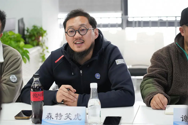 ����ɭ����&AIGC�����˹������˽�����Մ��