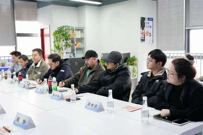 ����ɭ����&AIGC�����˹������˽�����Մ��