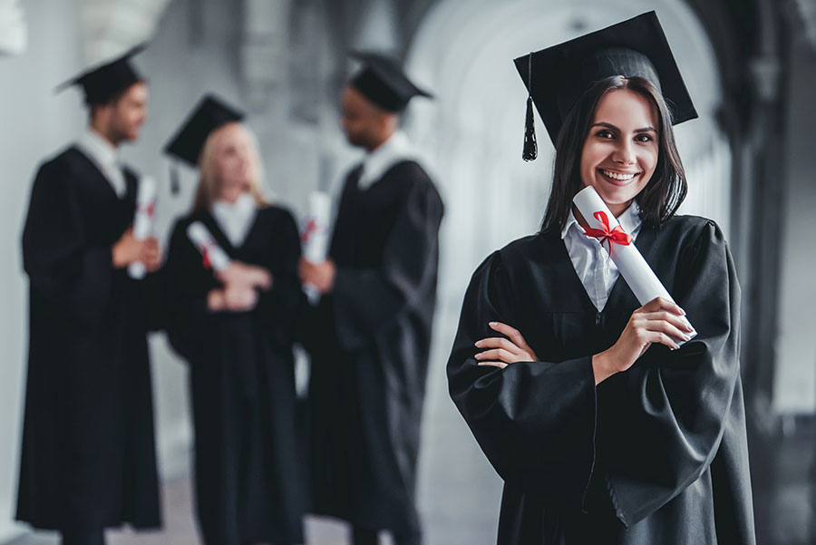 成人教育本科讀幾年才能畢業?最快多久拿證? 成人教育本科讀幾年才能畢業?最快多久拿證?