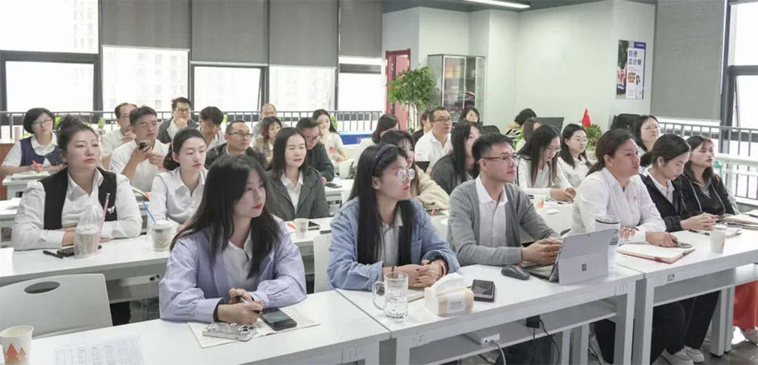 愛因森教育業(yè)務能力培訓圓滿舉行 愛因森教育業(yè)務能力培訓圓滿舉行